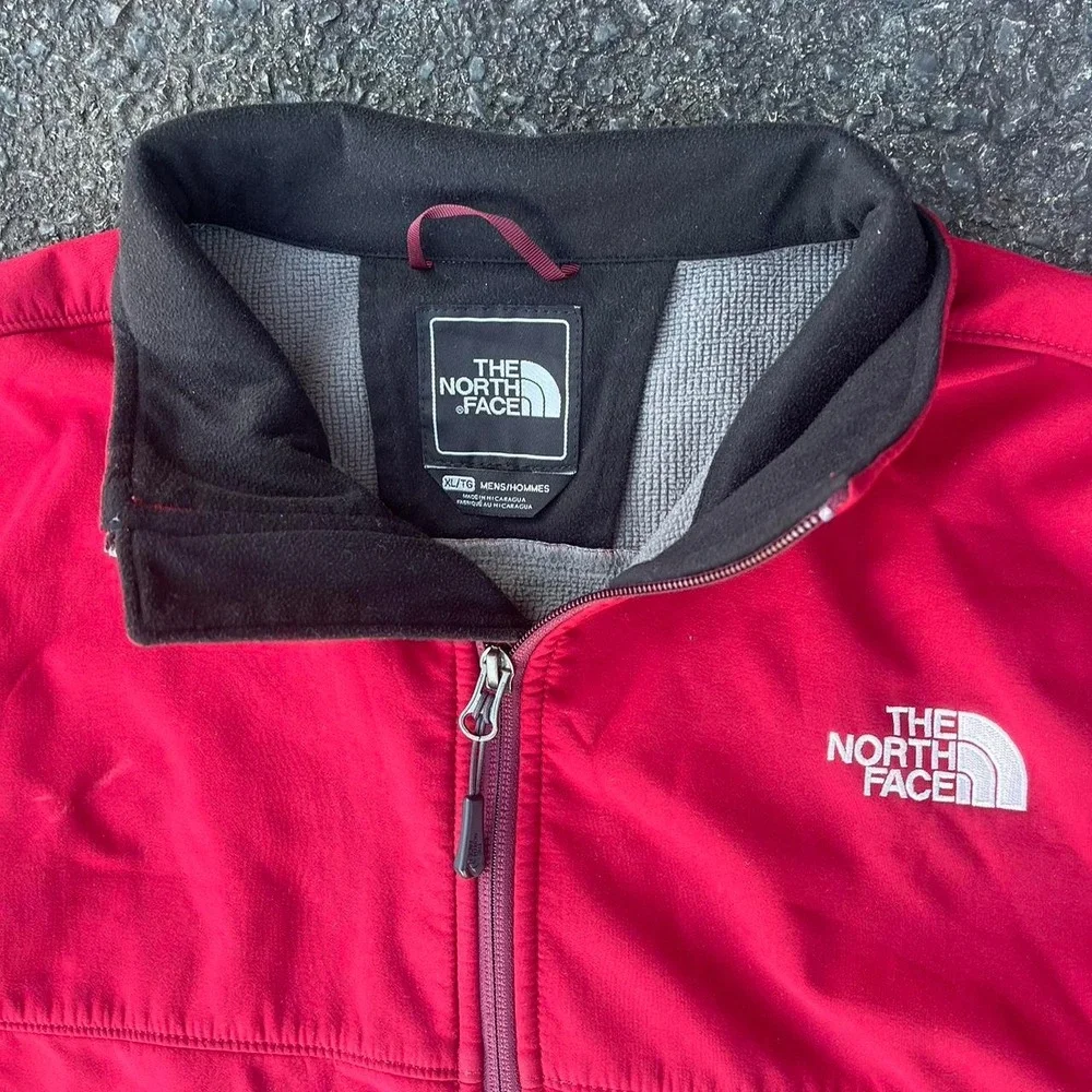 The North Face Mens Cap Rock Textured Zip Up windbreaker Jacket XL